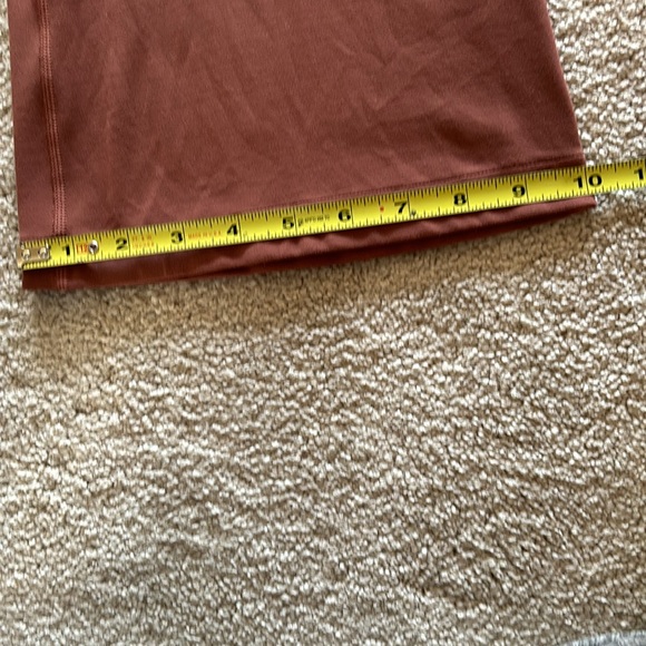 Lululemon High Rise Flare Leggings. Size 8. - Picture 6 of 6